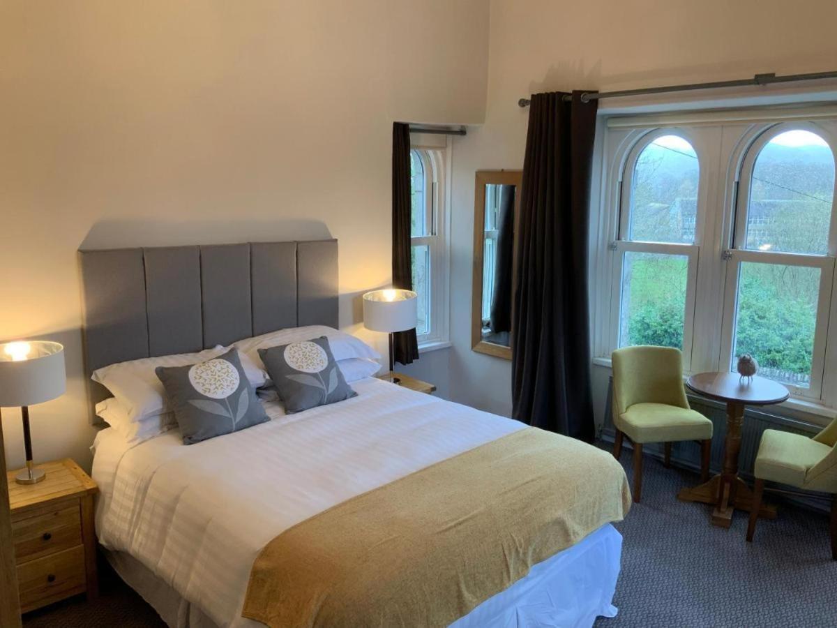 The Sun Inn Troutbeck Bridge Room photo
