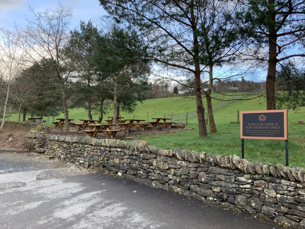 The Sun Inn Troutbeck Bridge Exterior photo