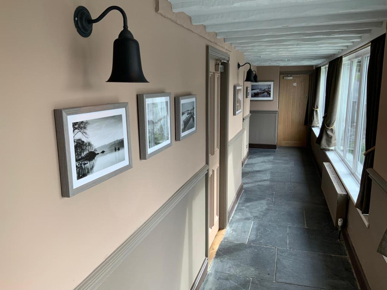 The Sun Inn Troutbeck Bridge Exterior photo
