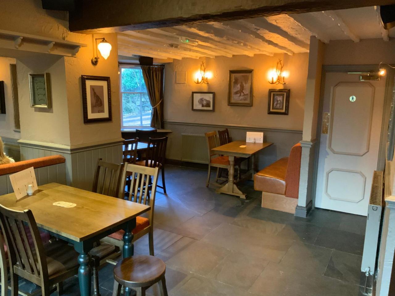 The Sun Inn Troutbeck Bridge Exterior photo